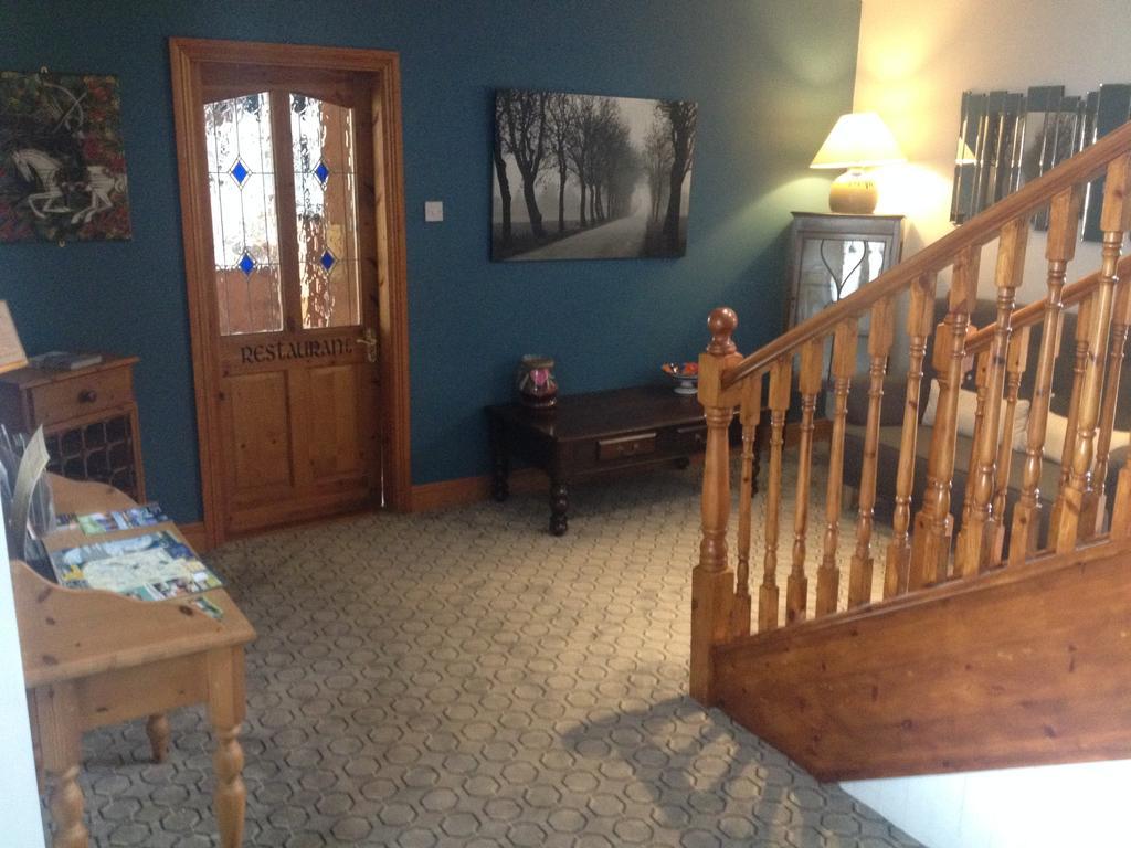 Carragh House Bed & Breakfast คาสเซิลบาร์ ภายนอก รูปภาพ